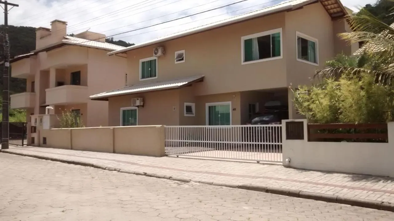 Residencial Baia Bela Apartment Bombinhas